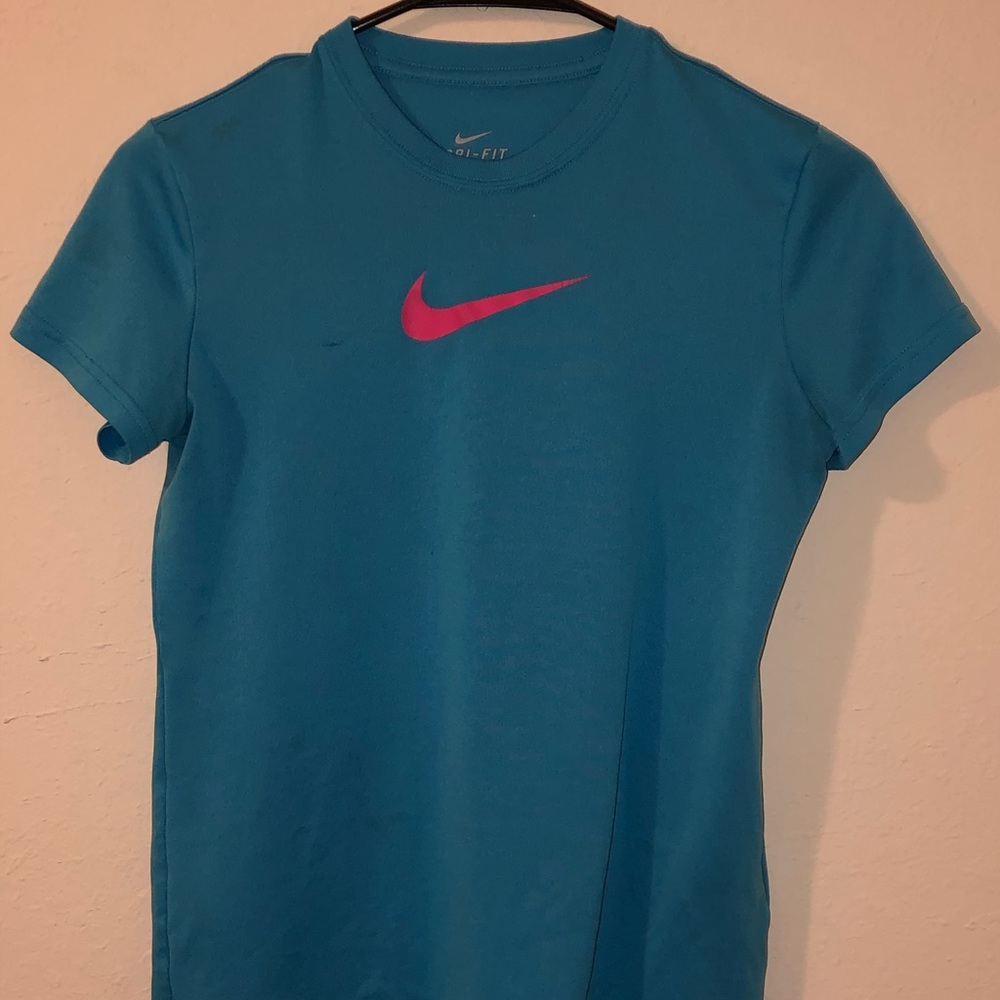Pink and Blue Nike Dri-Fit Girl’s Tee shirt